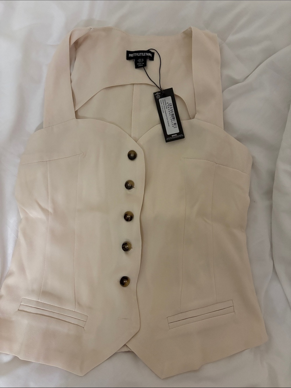PrettyLittleThing Pale Cream Button-Front Tailored Waistcoat